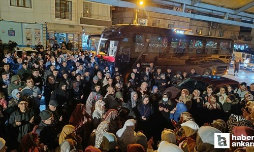 Beypazarı'nda umreye gidecek kafile dualarla uğurlandı