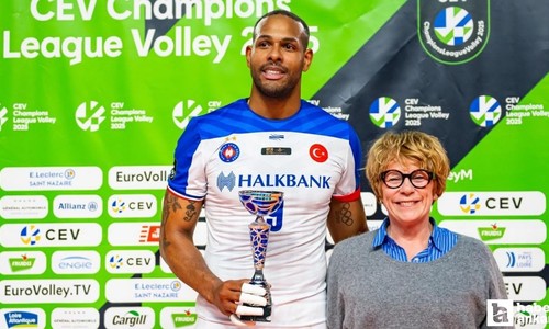 Halkbank’ta çifte sevinç yaşandı