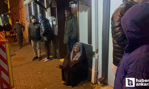 Eskişehir'de yaşlı kadın yanan evini gözyaşları içerisinde izledi
