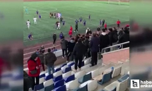 Ankara'da gençlerin futbol maçında saha ve tribün karıştı
