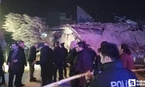 Konya'da 4 katlı bina çöktü: Validen açıklama geldi