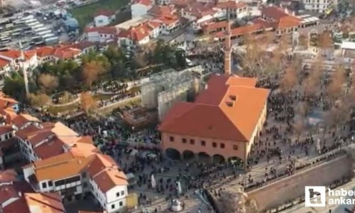 Miraç Kandili'nde Ankaralılar Hacı Bayram-ı Veli Camii'ne akın ettiler