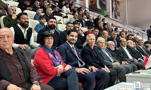 Mansur Yavaş, Onursal Başkanı olduğu ASKİ Spor'u yalnız bırakmadı