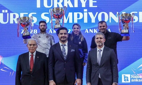 Türkiye Güreş Şampiyonası'nda kadınlar kategorisinde müsabakalar tamamlandı