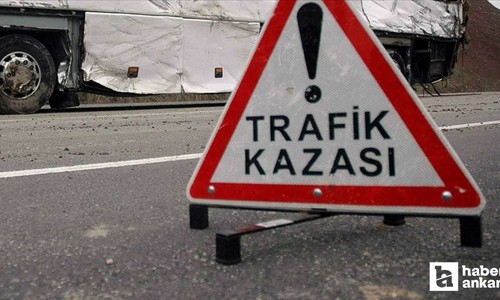 Beypazarı'nda bir otomobil öğrencilerin arasına daldı