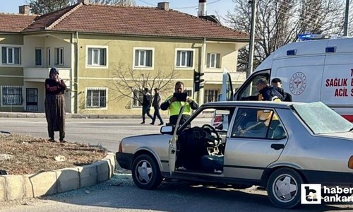 Kırşehir'de otomobil ile çarpışan motosiklette sürücü hayatını kaybetti