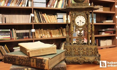 175 yıldır eğitim yolculuğuna tanıklık eden saat İstanbul'da