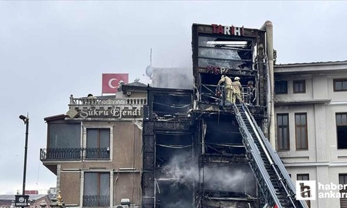 Fatih'te bir restoranda başlayıp yandaki binalara sıçrayan yangına müdahale sürüyor