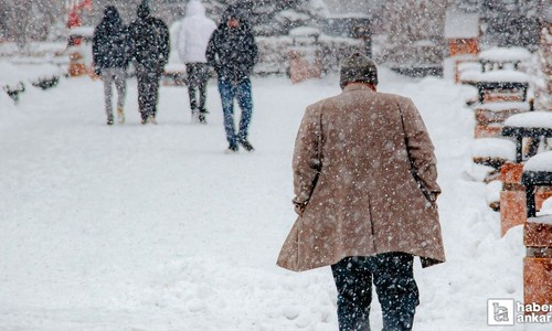 Botları yeniden çıkarma vakti: Ankara'da pazartesi kar başlıyor