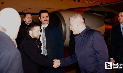 Ankara'ya gelen Zelenskiy Cumhurbaşkanı Erdoğan ile görüşecek