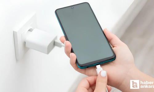 Telefonunuzu yüzde 100 şarj etmeyin: Pilin ömrünü 5 yıl kısaltıyor