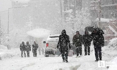 23 Şubat 18.00'e kadar kırmızı alarm verildi! Altay kar fırtınası hayatı felç edecek