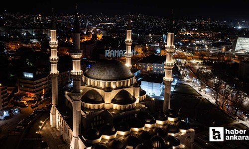 Başkent Ankara'daki camiler mahyalarla süsleniyor