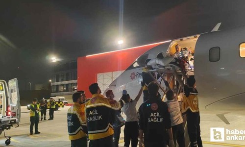 Kuzey Makedonya’daki yangında yaralanan 9 kişi ambulans uçakla Türkiye’ye getirildi