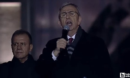 Mansur Yavaş Saraçhane'de: 'Hak yerini bulacak, hukuk ve demokrasi kazanacak'