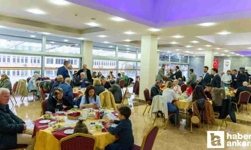 Ankara'daki Manisalılar iftar sofrasında buluştu