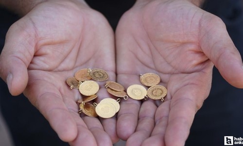 Altın fiyatları bayram öncesi yükseldi! Gram ve çeyrek altında son durum