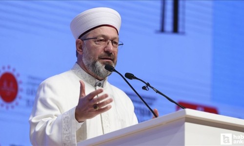 Diyanet İşleri Başkanı Erbaş, bayram hutbesi okudu