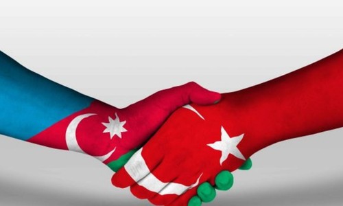 Türkiye ile Azerbaycan arasında enerji köprüsü: İşletme anlaşması imzalandı