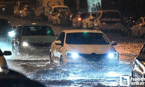 Ankara Büyükşehir Belediyesi ekipleri yoğun yağışlara karşı sahada