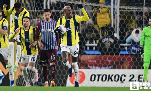 Fenerbahçe, Talisca'nın hat-trick'iyle Trabzonspor'u 4-1 yendi