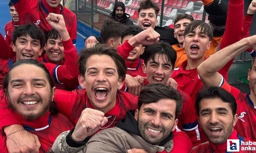 Pursaklar Belediye Spor Kulübü Hokey Takımı başarıya doymuyor