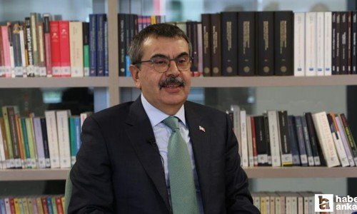 Milli Eğitim Bakanı Yusuf Tekin, müfredat değişimi yapılacağının sinyallerini verdi