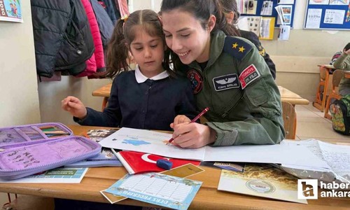 Mehmetçikten Ankara'da kendisine mektup gönderen öğrencilere yanıt!