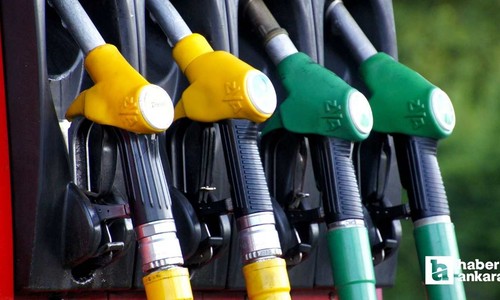Akaryakıtta tabela yine değişiyor! Motorine zam son dakika açıklandı işte yeni fiyatı