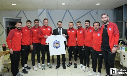Kahramankazan Belediyesi, şampiyon futbolcuları moral yemeğinde tebrik etti