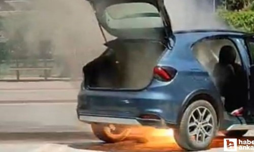 Konya'da açık bırakılan kablolar sebebiyle otomobil alev aldı
