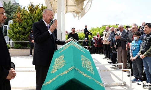Cumhurbaşkanı Erdoğan, Arapça öğretmeni Ahmet Kahraman'ın cenazesine katıldı