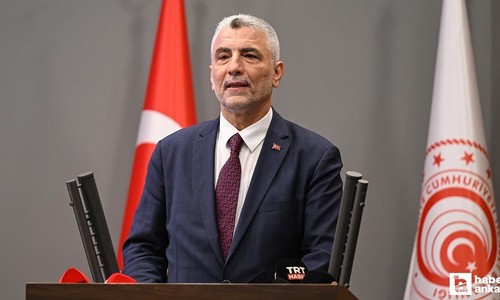 Bakan Bolat duyurdu: Mal ve hizmet ihracatında Cumhuriyet rekoru kırıldı!