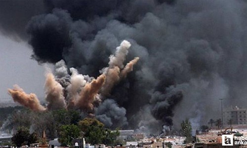 Endonezya'da mühimmat deposunda patlama: 13 kişi öldü