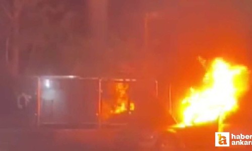 Etimesgut'ta seyir halindeki otomobilde çıkan yangın endişelendirdi