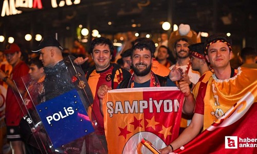 Ankara'da Galatasaray taraftarları şampiyonluğu kutladılar