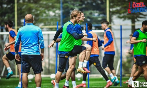 Ankaragücü'nde sözleşmesi devam eden oyuncular hangileri?