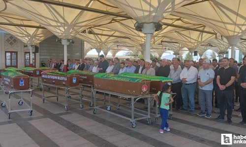 Altındağ'da evinde vurulmuş olarak ölü bulunan kız çocuğu son yolculuğuna uğurlandı