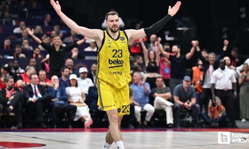Monaco'yu deviren Fenerbahçe Beko EuroLeague şampiyonu oldu