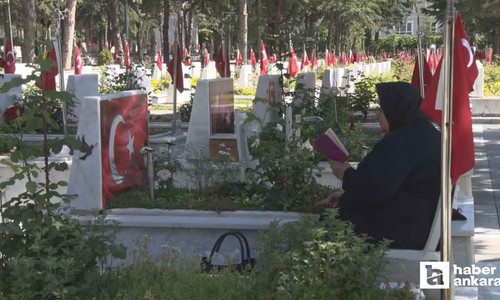 Kurban Bayramı arifesinde şehit yakınları kabir ziyaretinde bulundu