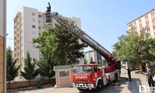 Kırıkkale'deki bir okulda yangın ve tahliye tatbikatı yapıldı