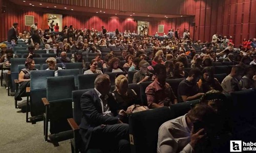 Altındağ Belediyesi'nden YKS öğrencileri için tiyatro etkinliği!