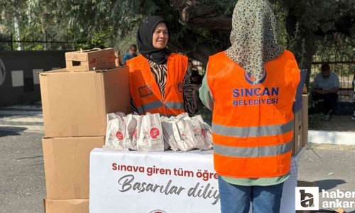 Sincan Belediyesi 52 okulda sınav öncesi simit ve meyve suyu ikramı yaptı