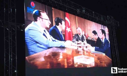 Sincan Belediyesi'nden Devrim Arabaları açık hava film gösterimi yapıldı