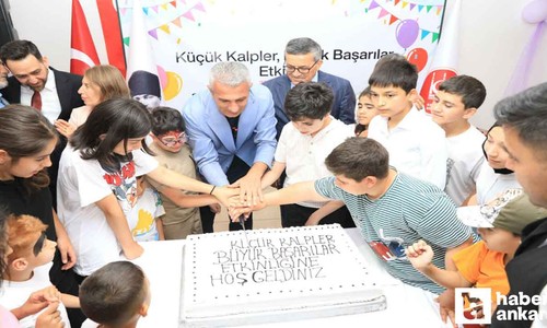 Keçiören Belediyesi'nden engelli çocuklara özel karne hediyesi
