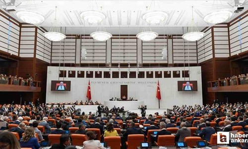 En düşük emekli maaşını 16.881 TL yapacak teklif komisyonda kabul edildi