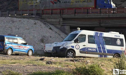 Kırıkkale'de bir genç arkadaşlarıyla iddialaşarak ırmağa atladı: Kayboldu