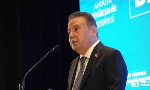 Antalya Büyükşehir Belediye Başkanı Muhittin Böcek tutuklandı