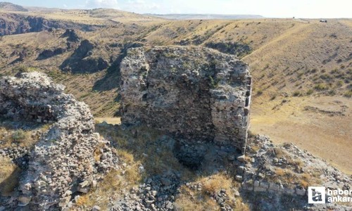 Beypazarı'nda Tabanlıoğlu Kalesi'nde arkeolojik çalışmalar sürüyor