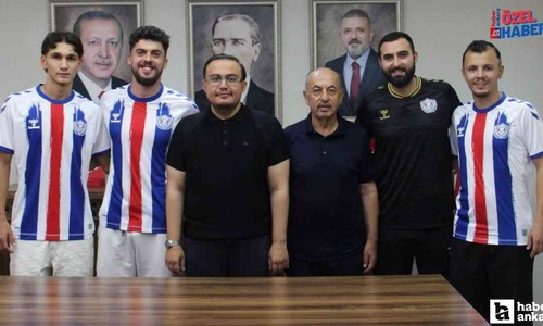 Sincan Belediyesi Ankaraspor'da 4 imza birden atıldı